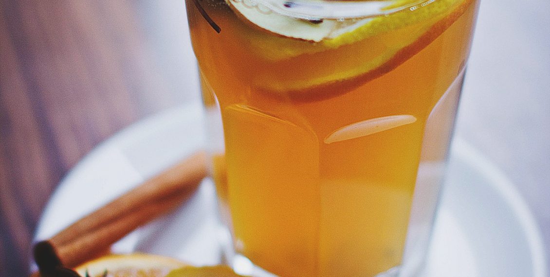 A Traditional, NoNonsense Mulled Mead Recipe